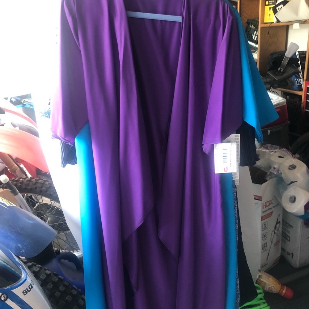 BNWT Small Shirley